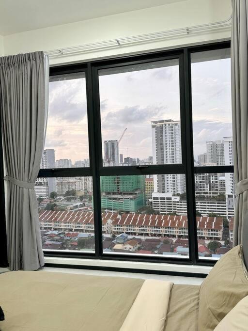 Apartment Urban Georgetown 9pax 4queenbed 3bedroom 2bath 2carparks