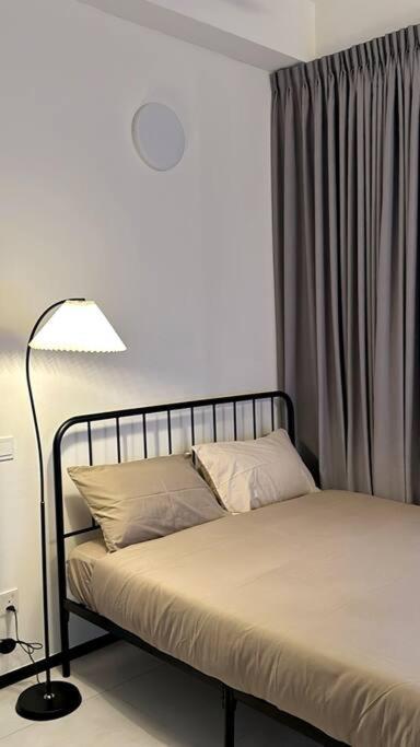 Urban Georgetown 9pax 4queenbed 3bedroom 2bath 2carparks Apartment *