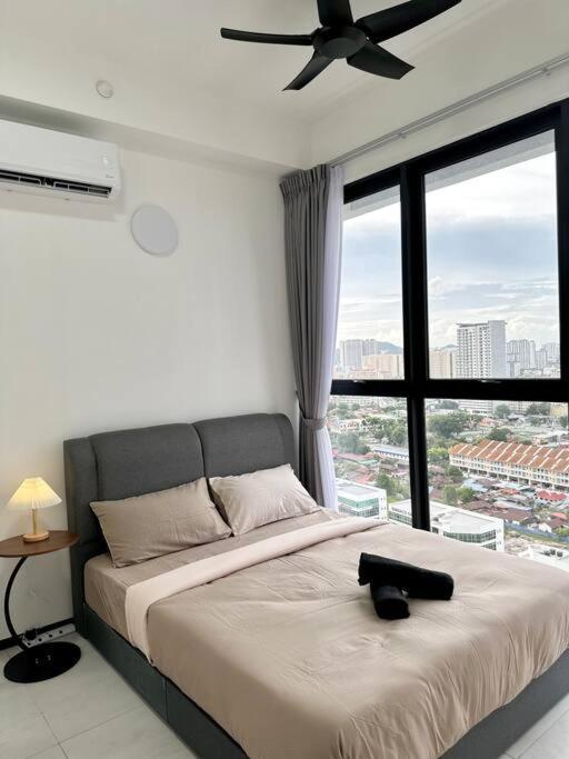Apartment Urban Georgetown 9pax 4queenbed 3bedroom 2bath 2carparks Jelutong