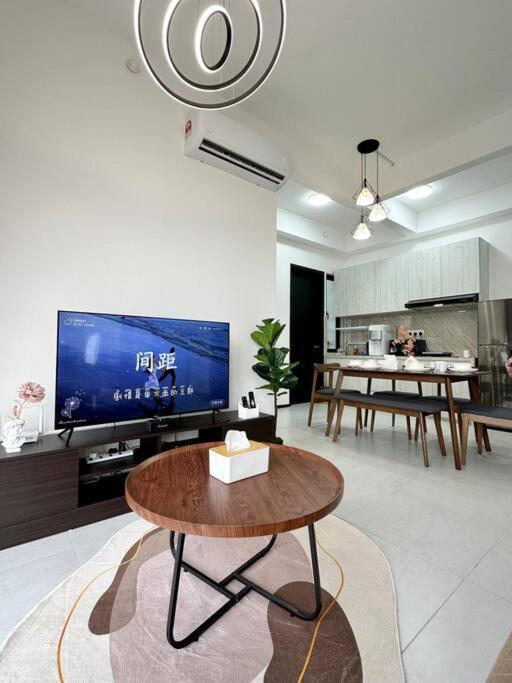 Urban Georgetown 9pax 4queenbed 3bedroom 2bath 2carparks Pangsapuri
