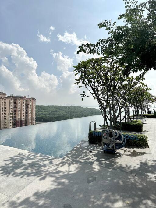 Urban Georgetown 9pax 4queenbed 3bedroom 2bath 2carparks * Jelutong