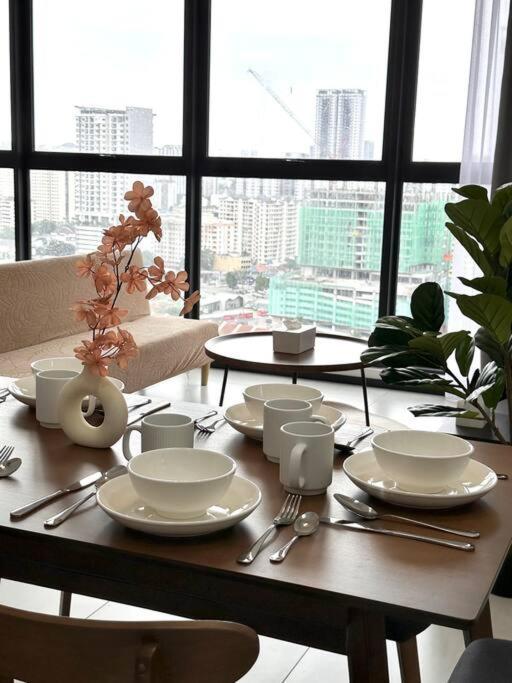 Urban Georgetown 9pax 4queenbed 3bedroom 2bath 2carparks Pangsapuri *